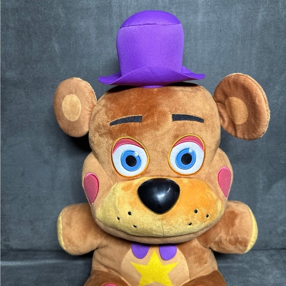 Rockstar Freddy Jumbo Plush Five Nights at Freddy’s FNAF GameStop Exclusive - Picture 5 of 8